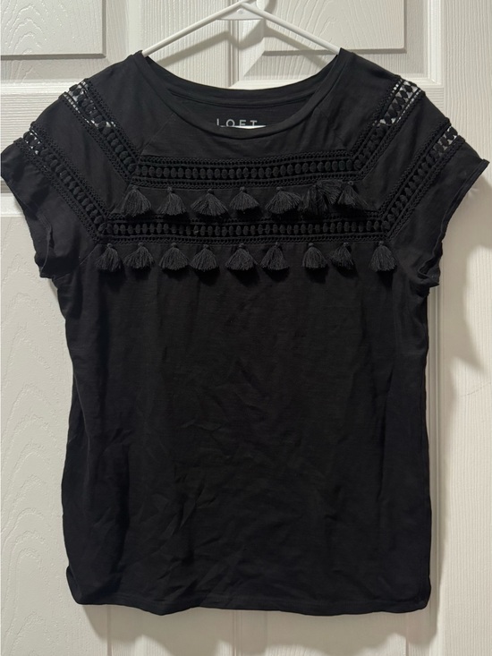 LOFT Tops - 5/$15 LOFT Black Short-Sleeve Tee with Crochet Trim and Tassels